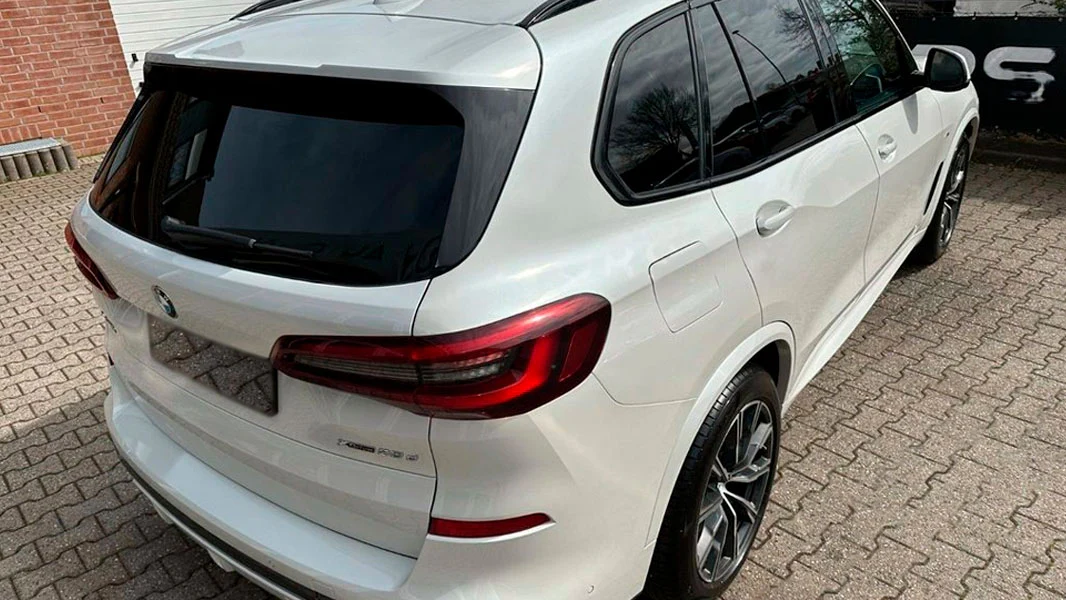 BitCars-bmw-x5-back-buy-with-bitcoin_bdb6e8e2-d47c-47dc-8b73-41f63f134f8a_1500x.webp