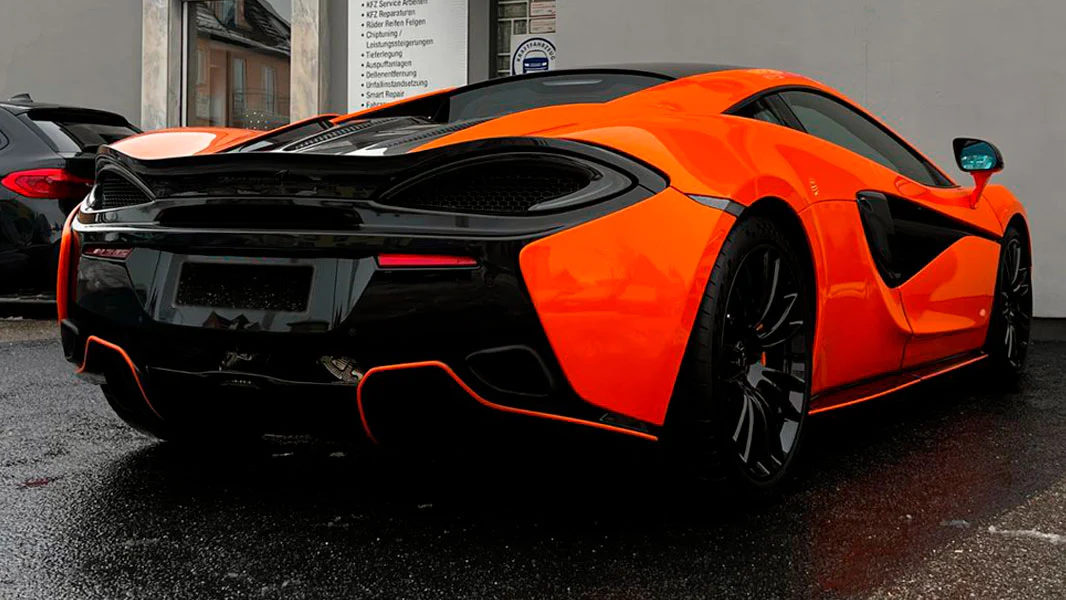 BitCars-mclaren-570s-back-buy-with-bitcoin_1500x.webp
