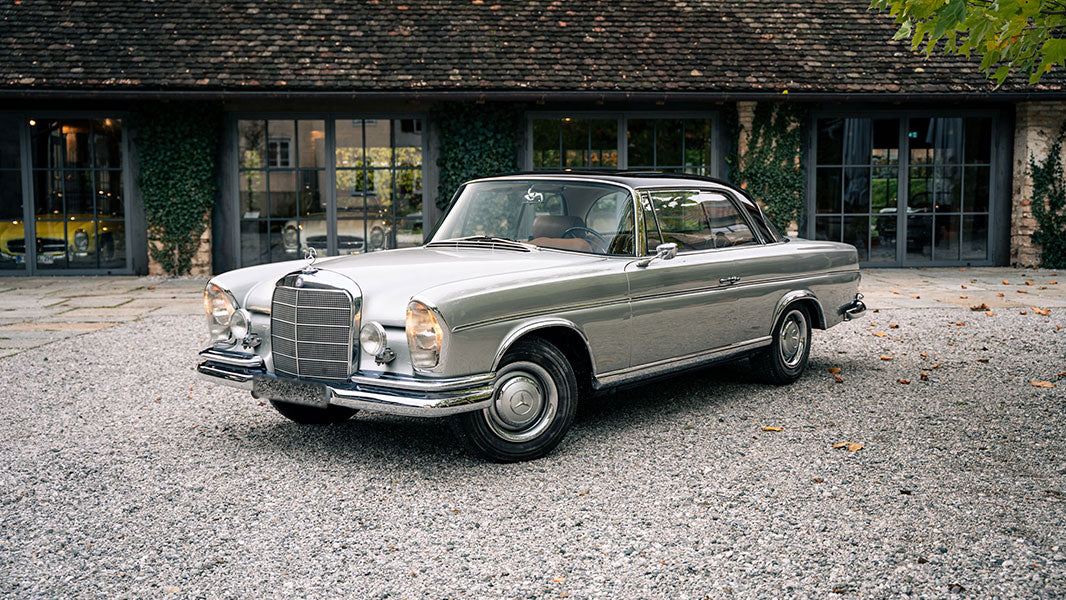 BitCars-mercedes-benz-300-se-coupe-with-btc-bitcoin_1500x.jpg