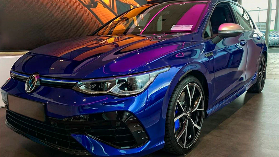 BitCars-volkswagen-golf-buy-with-bitcoin_1500x.webp